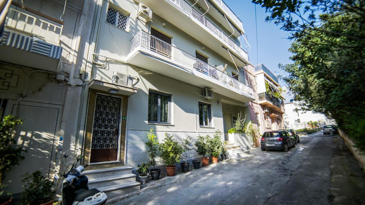 D16 Athens Apartment - 5' Mins To Petralona Metro Buitenkant foto