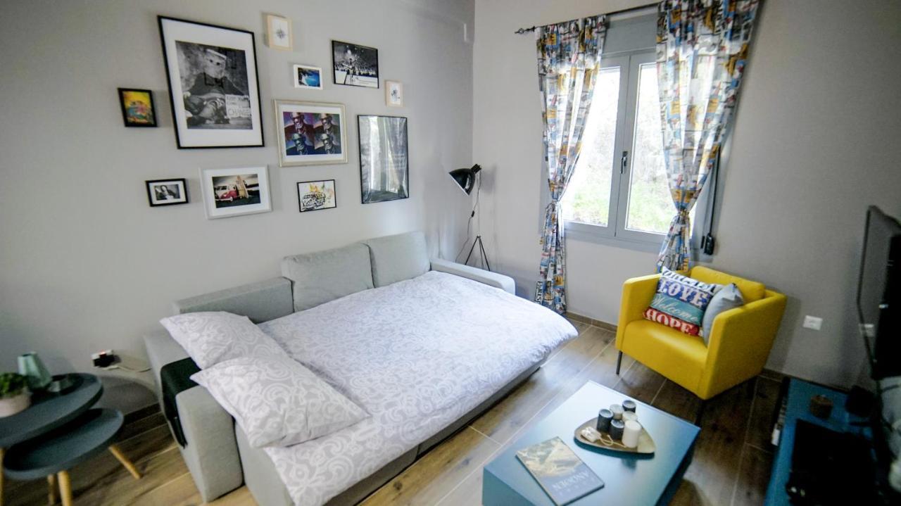 D16 Athens Apartment - 5' Mins To Petralona Metro Buitenkant foto
